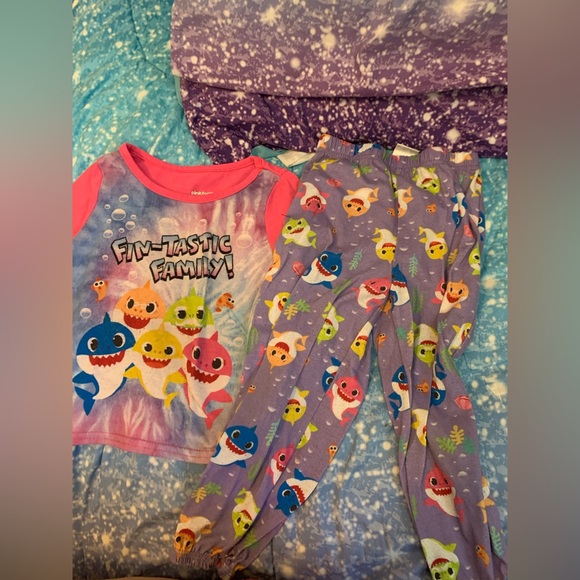Pinkfong Other - Toddler baby shark pj set